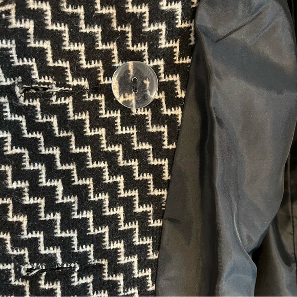 Sashimi Wool Blend Double Breasted Boxy Cut Coat - Size Medium - Picture 7 of 13